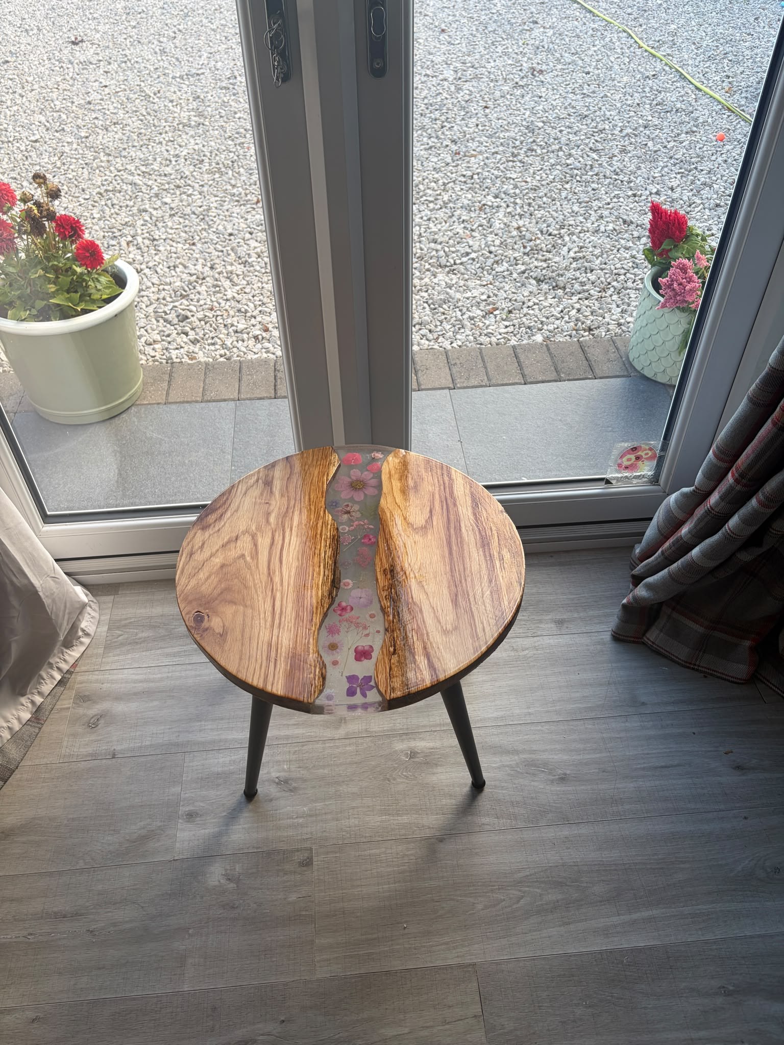 Oak Flower Coffee Table detail